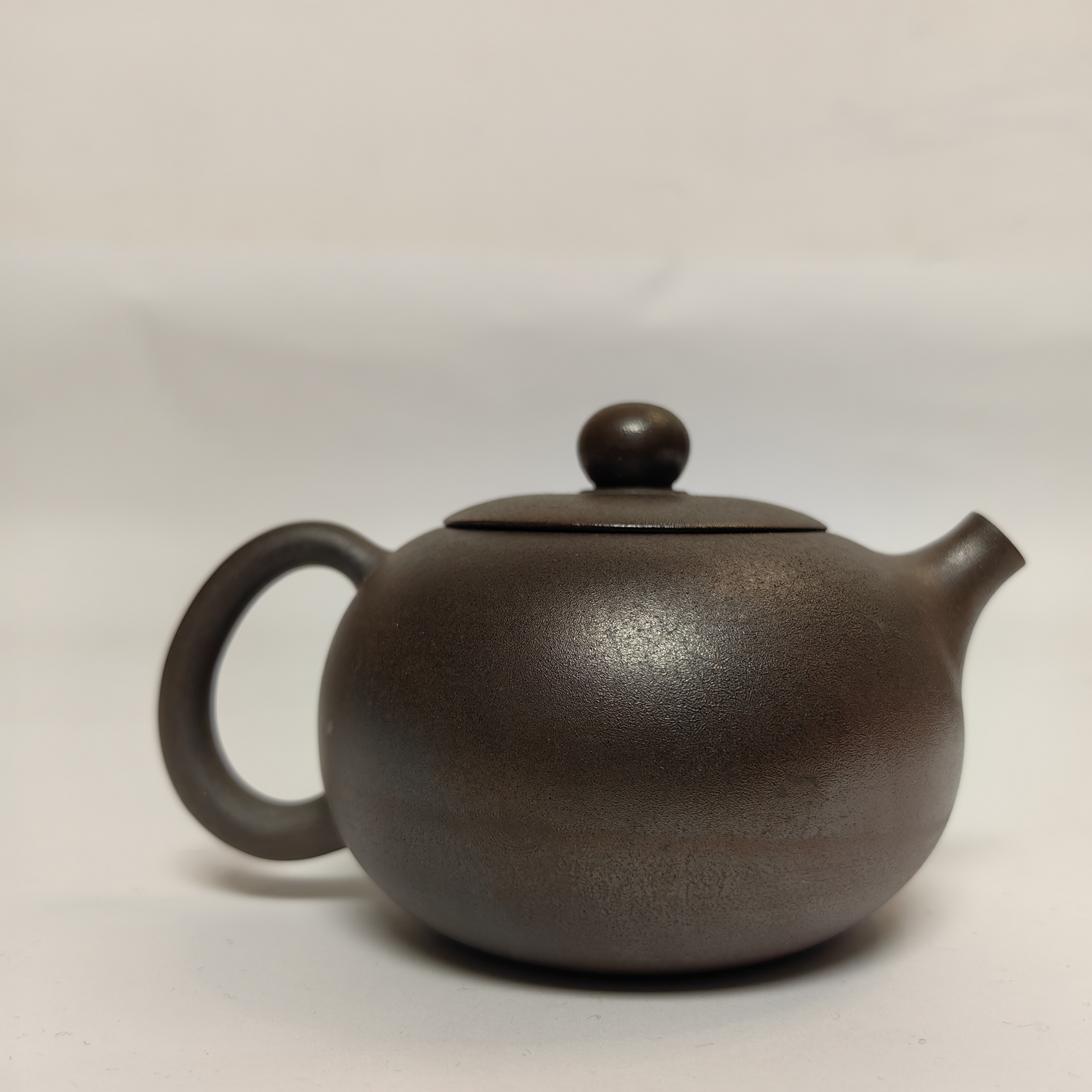 西施壶 柴烧坭兴陶茶壶  160毫升 原矿泥料 手拉成型 预售链接