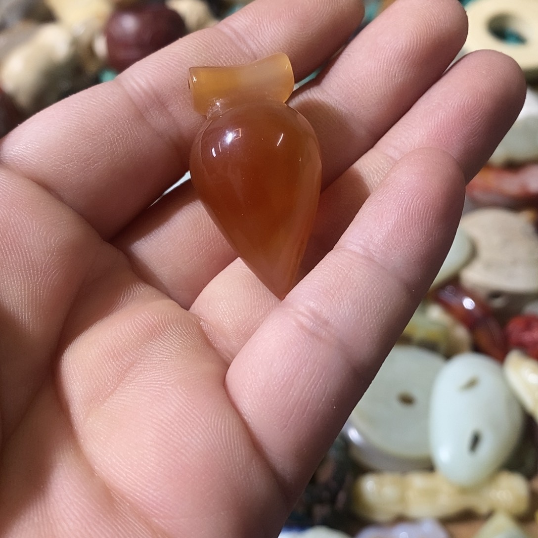 和田玉（糖玉）未镶嵌挂件