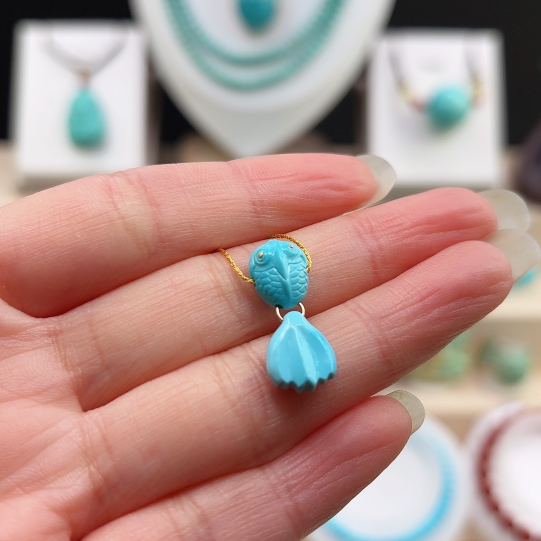 绿松石配饰未镶嵌