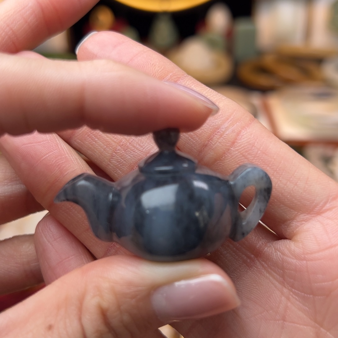 和田玉挂件未镶嵌？*…