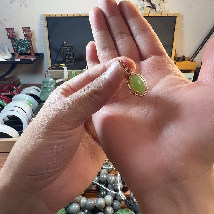 和田玉未镶嵌挂件