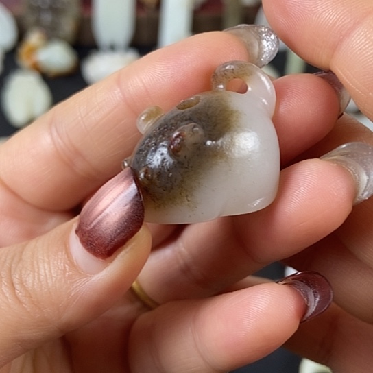 和田玉（糖玉）未镶嵌挂件