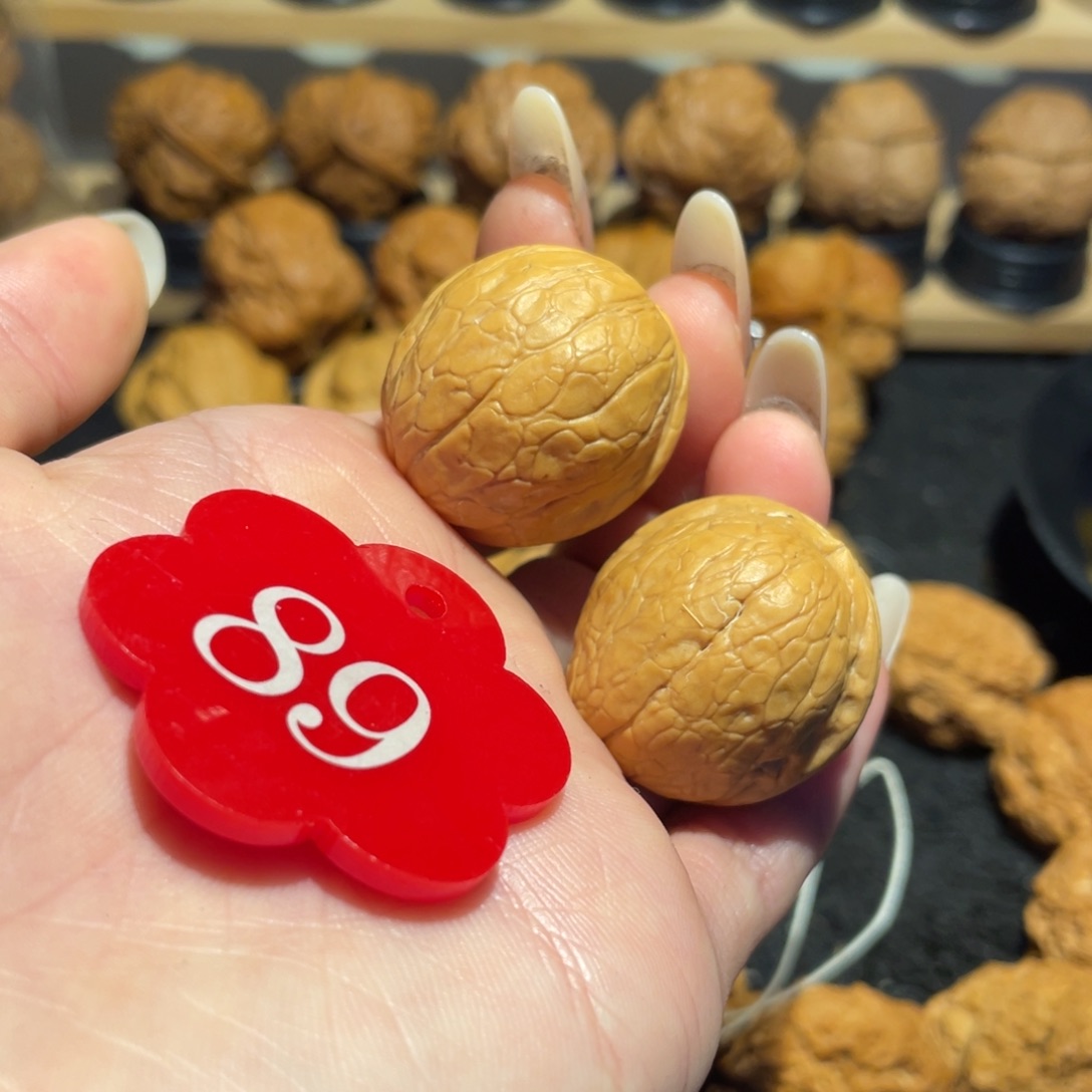 绝版橘子球核桃27 （可弹跳）