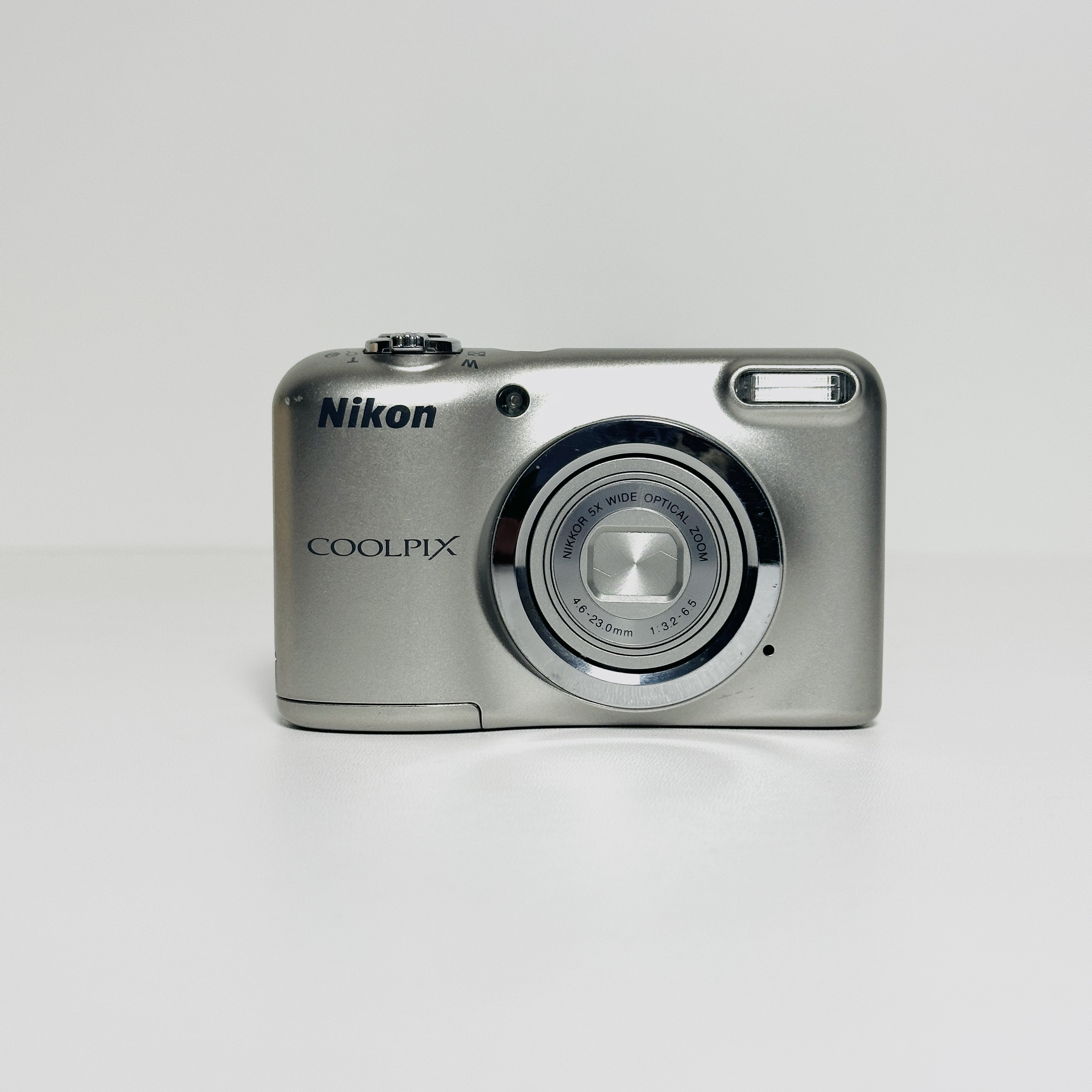 9新 Nikon/尼康 a10 通透显白1600w像素 五号电池ccd相机