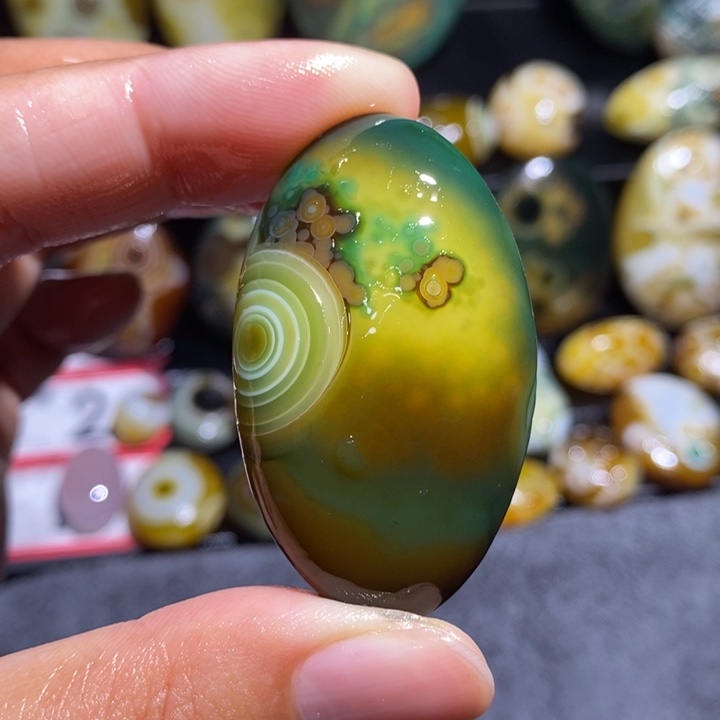 玛瑙/玉髓珠宝奇石未镶嵌