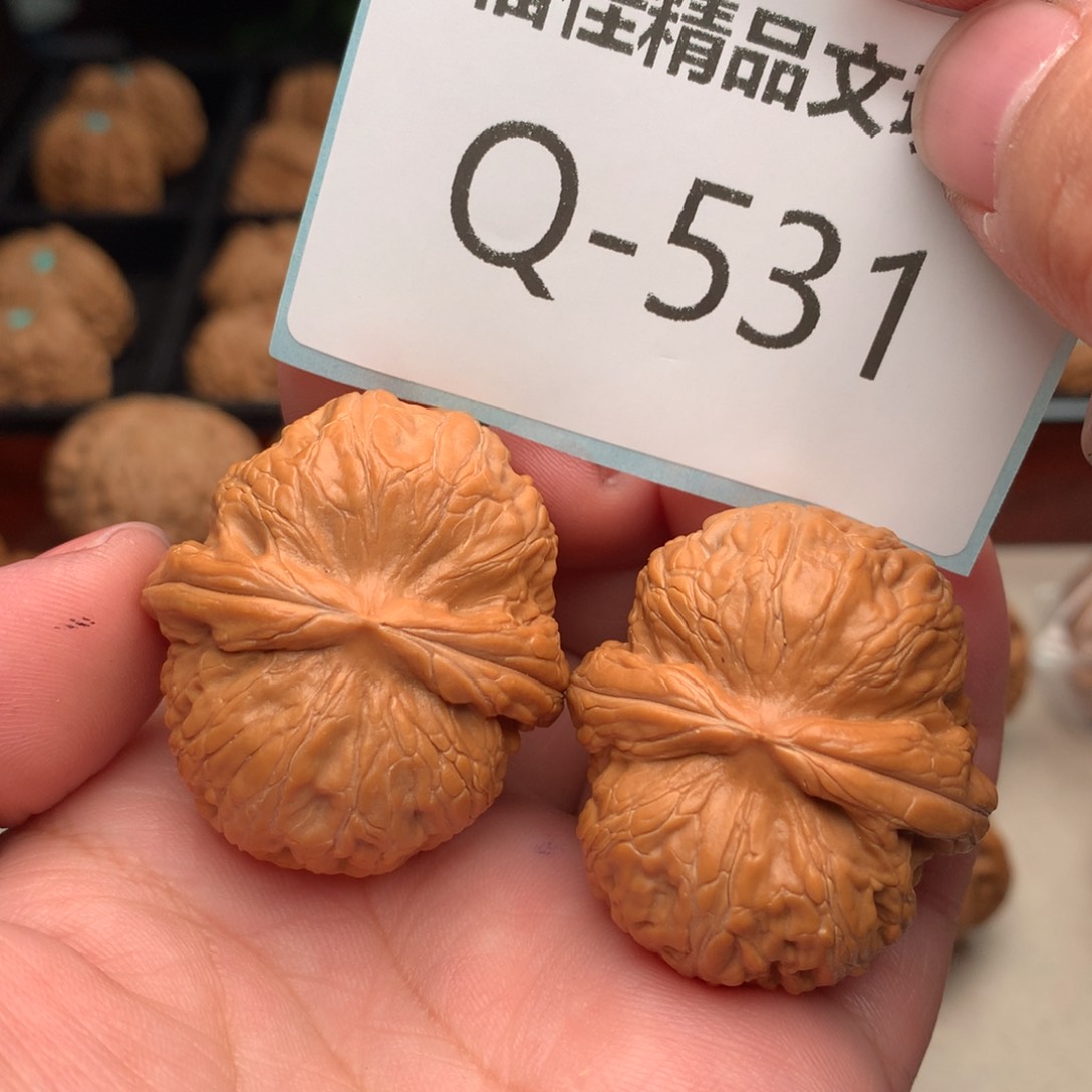 文玩核桃把件39元宝………