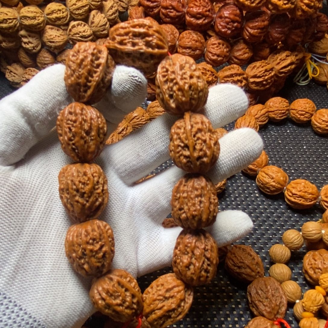 橘***子文玩核桃手串宠粉