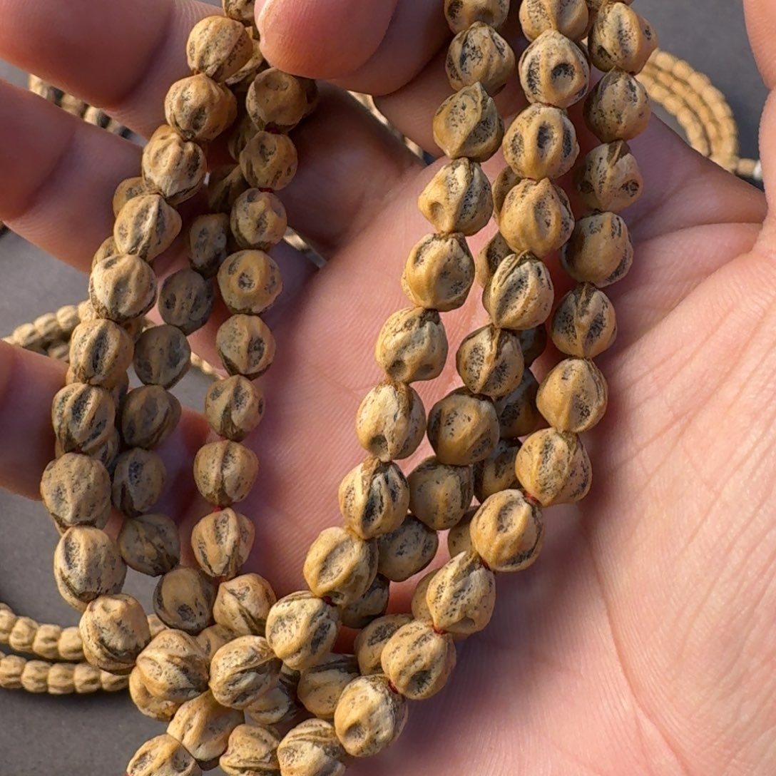 柏香籽/百香籽吊坠009