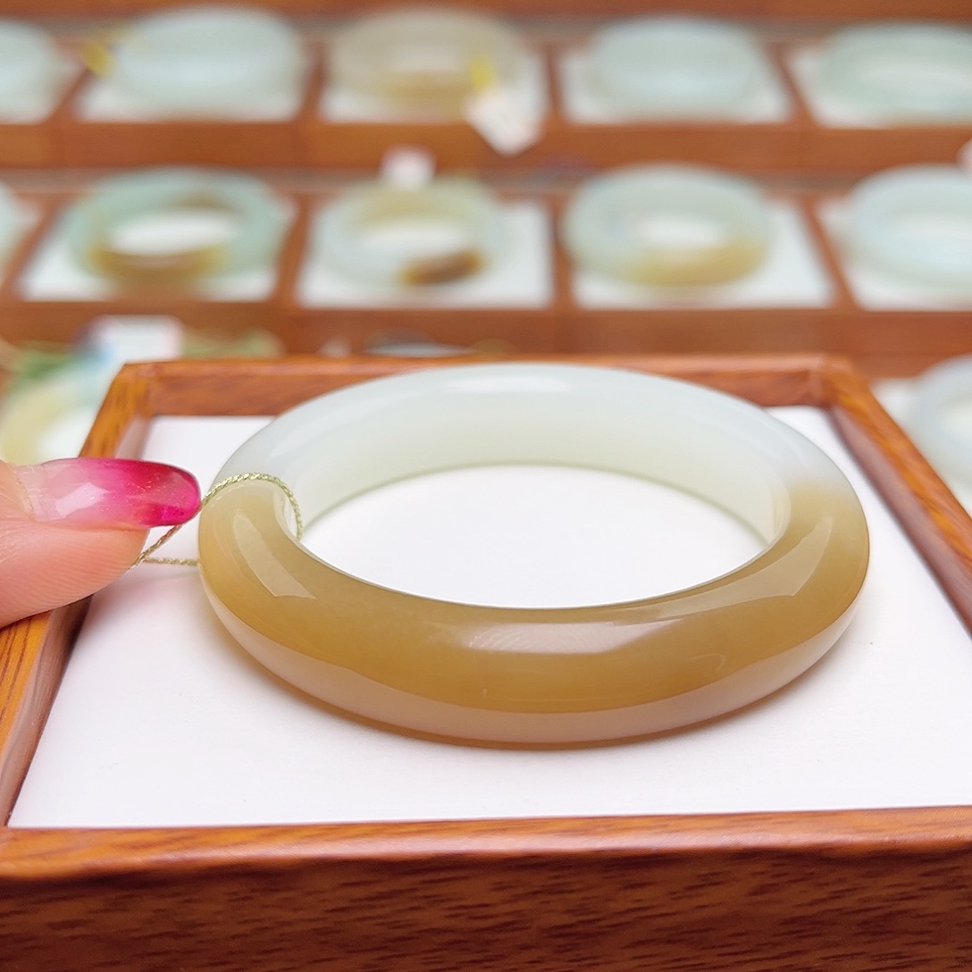 和田玉手镯未镶嵌50.3