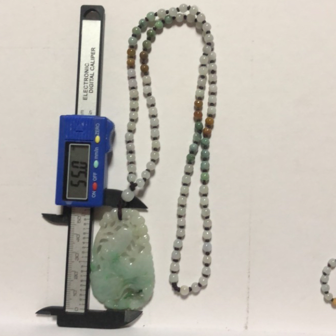 缅甸翡翠玉，复古娄空雕花。项链搭配套装。毛衣链或男款。莲年有余