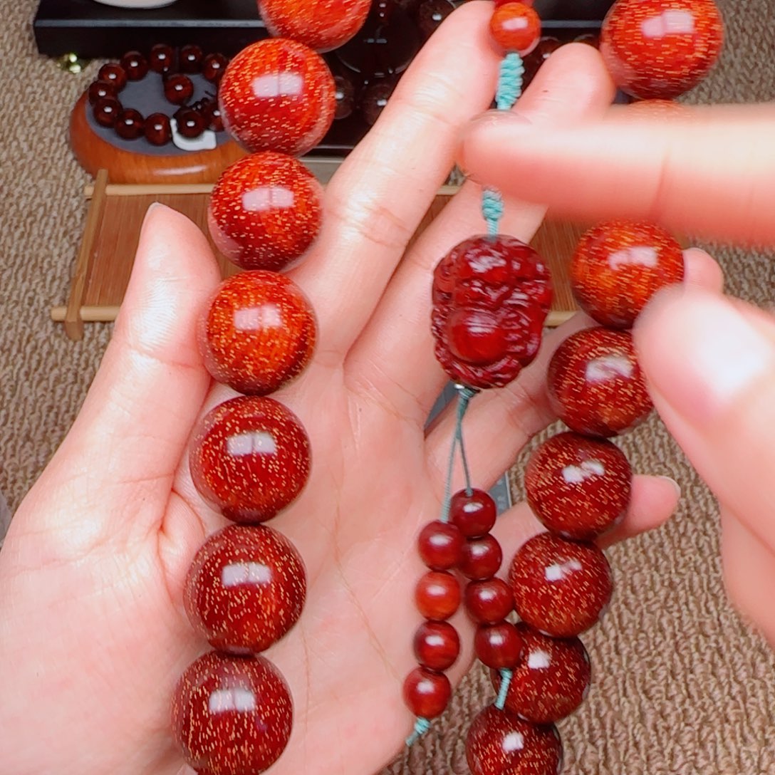 檀香紫檀（小叶紫檀）Q8W