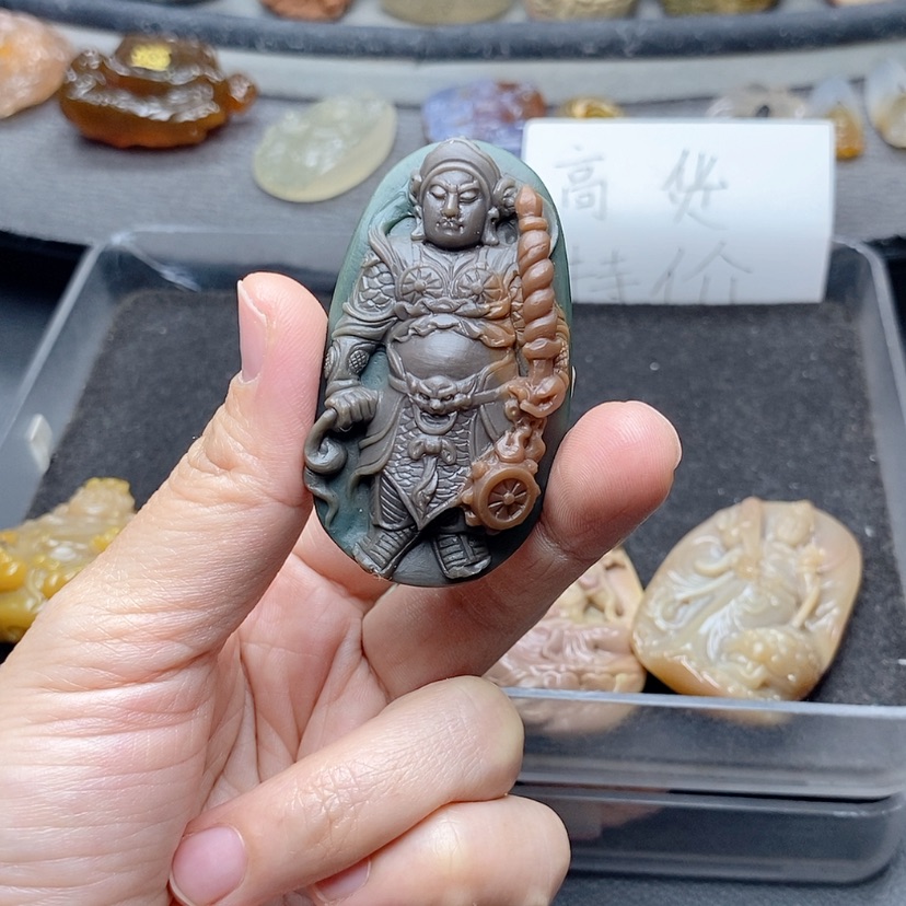 【闪购商品】定制石英质玉吊坠未镶嵌