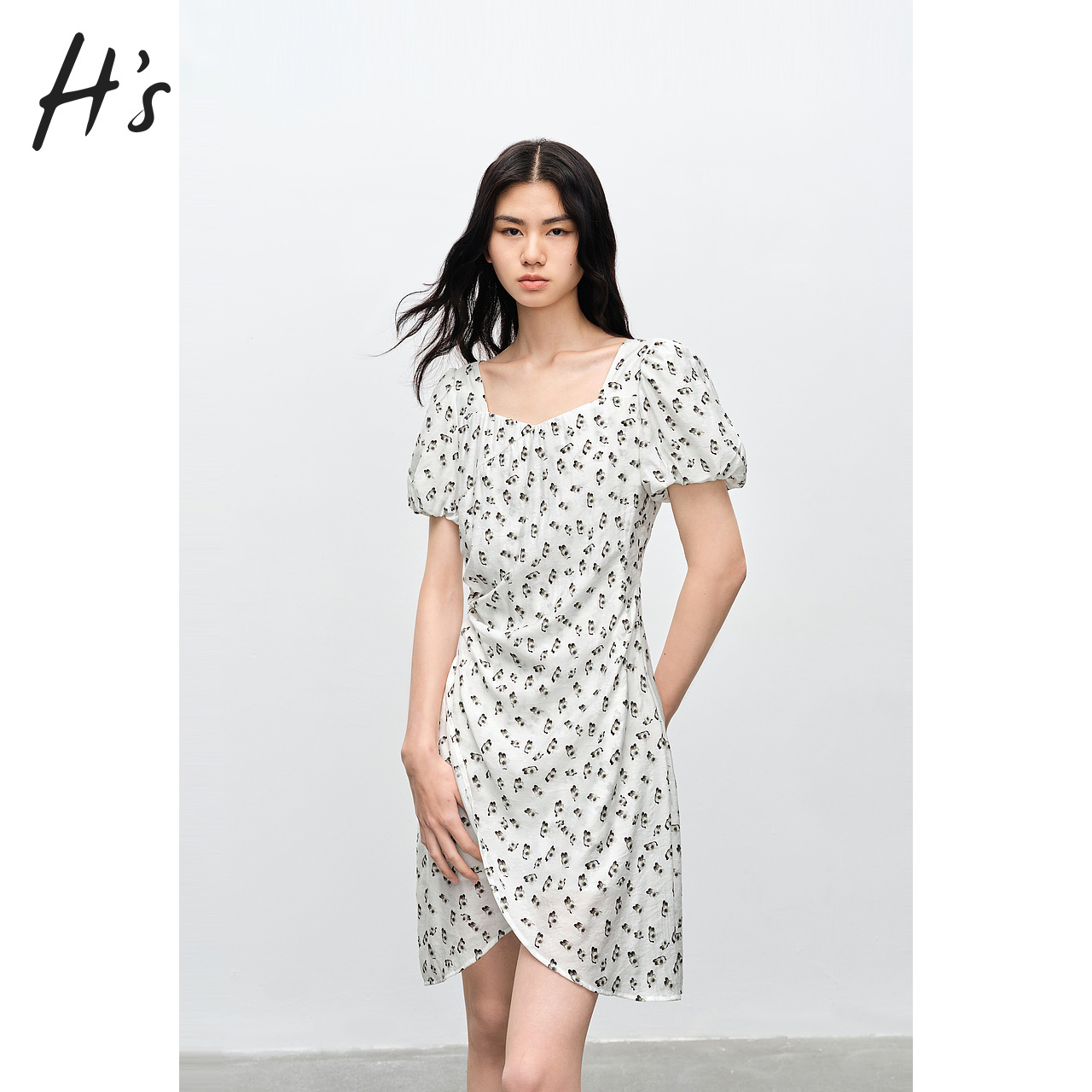 HS法式泡泡袖碎花裙夏季新品女装抽褶显瘦遮肉A字优雅连衣裙
