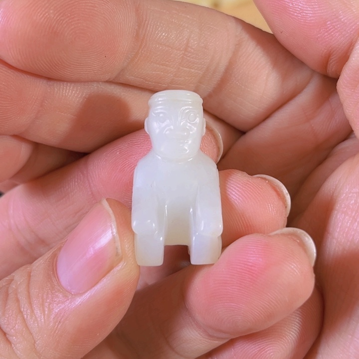 和田玉（糖玉）颈饰未镶嵌