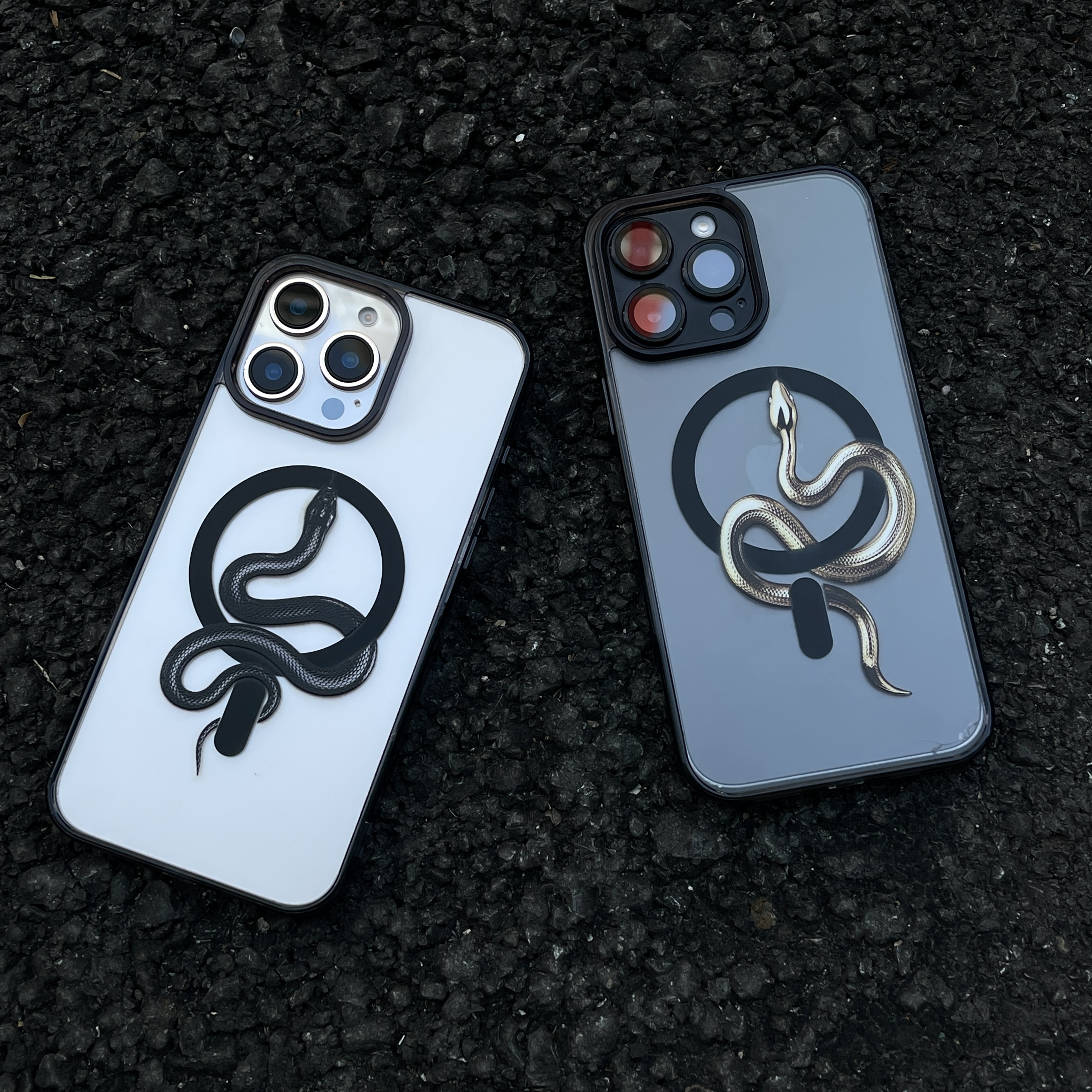 潮酷磁吸磨砂适用于iPhone16promax手机壳苹果15promax男女通用14