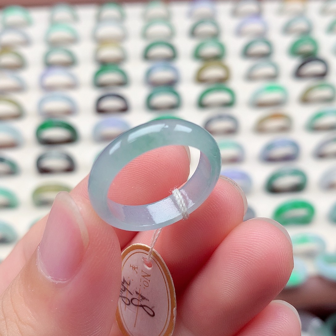 翡翠戒指未镶嵌18号