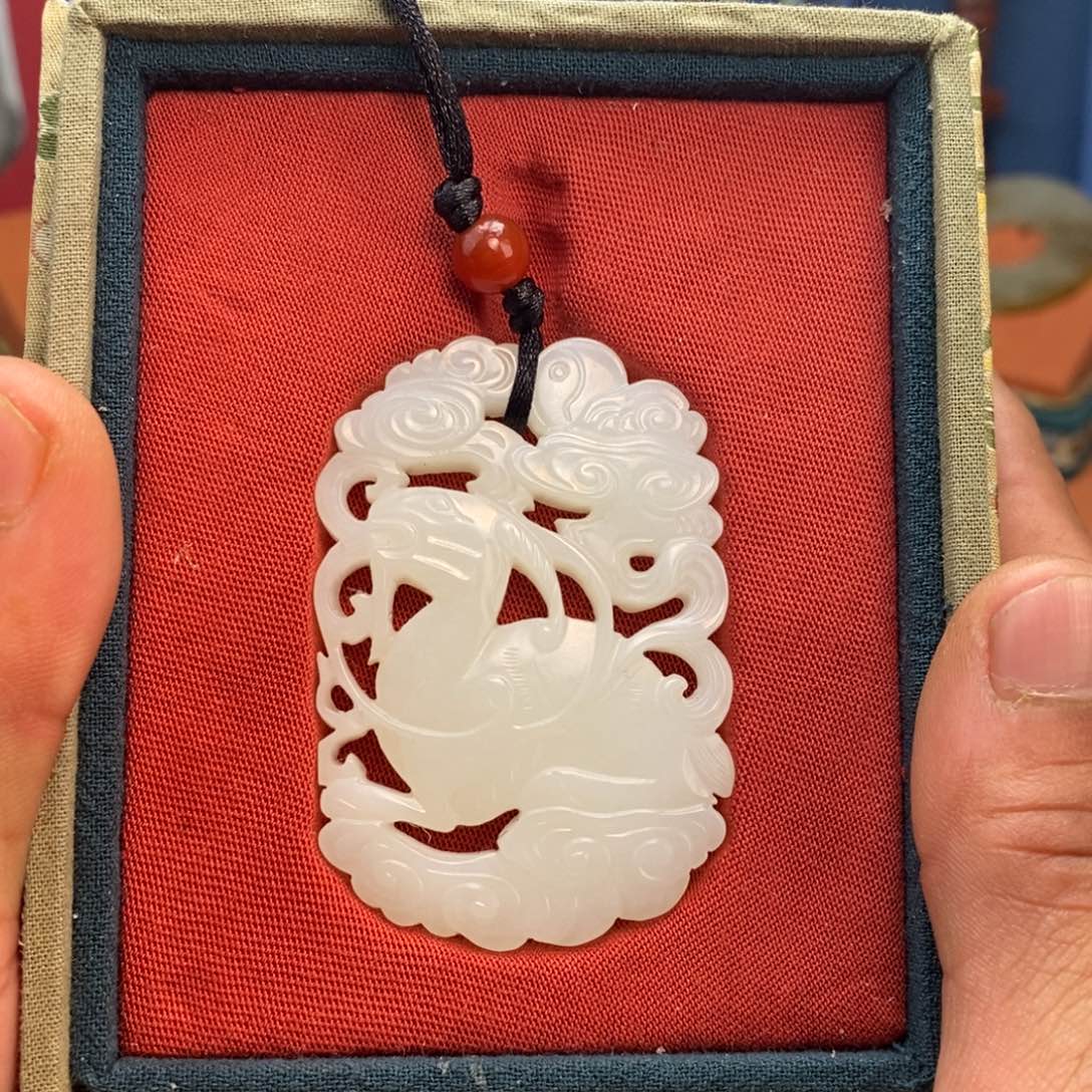 和田玉佩饰未镶嵌