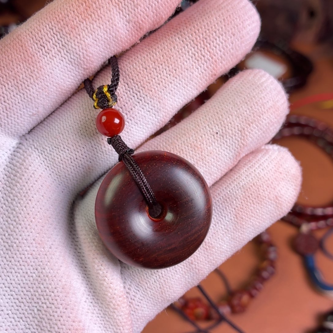 跷***板小叶紫檀手串/手链平安扣