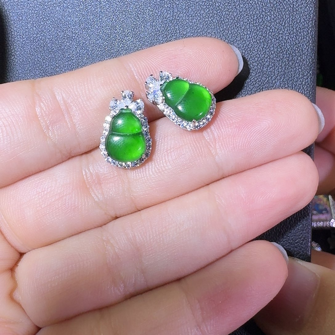 翡翠银S925镶嵌耳饰葫芦