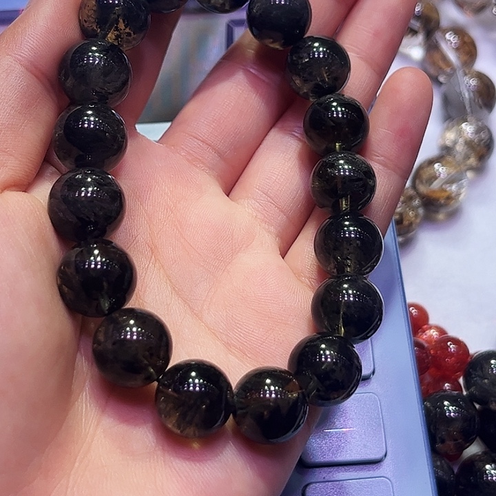 格***房未镶嵌颈饰水晶水晶