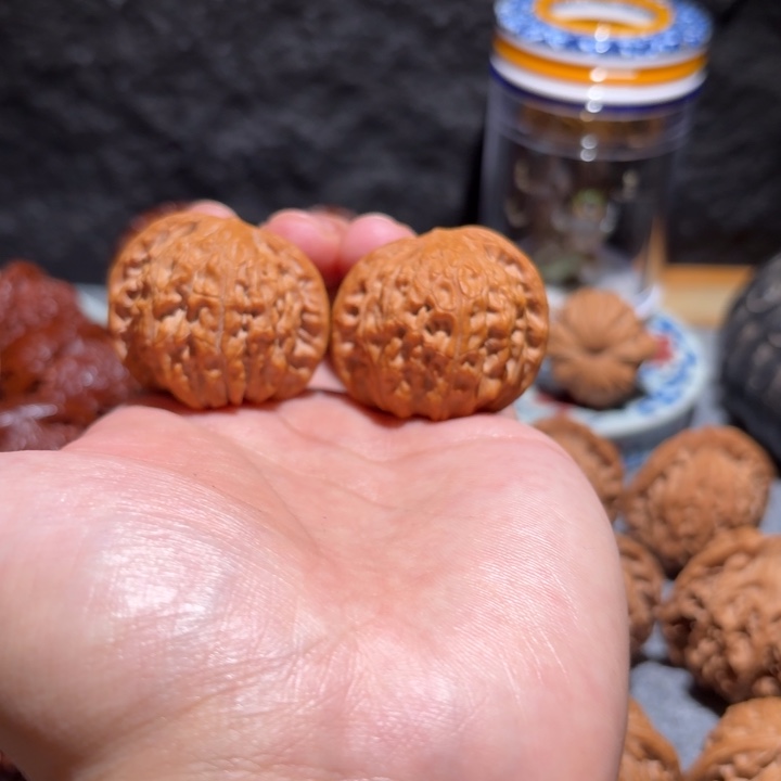 文玩核桃把件磨盘