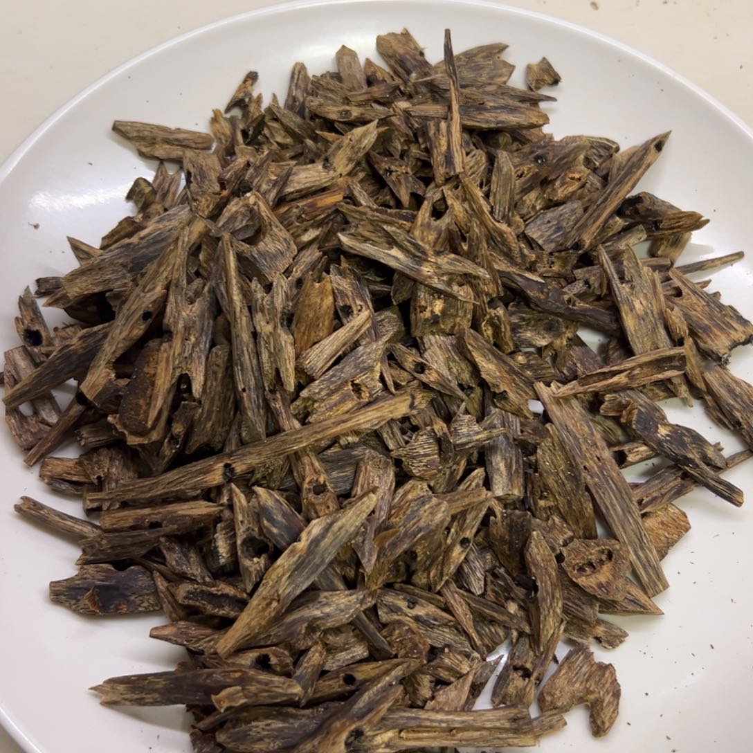 沉香沉香碎屑紫罗兰树枝料100克