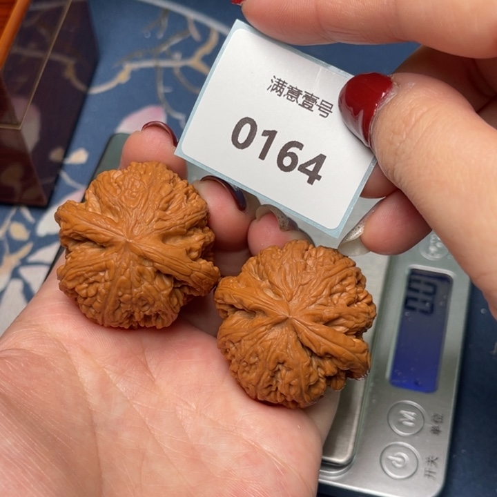 文玩核桃把件粗筋39