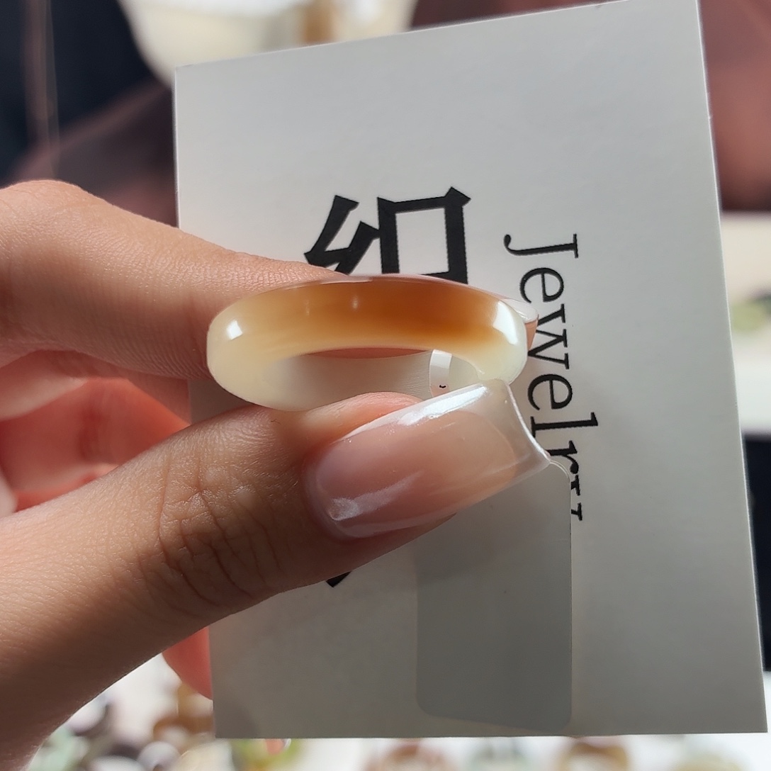 和田玉未镶嵌戒指红糖白肉一口糖高货（微瑕）