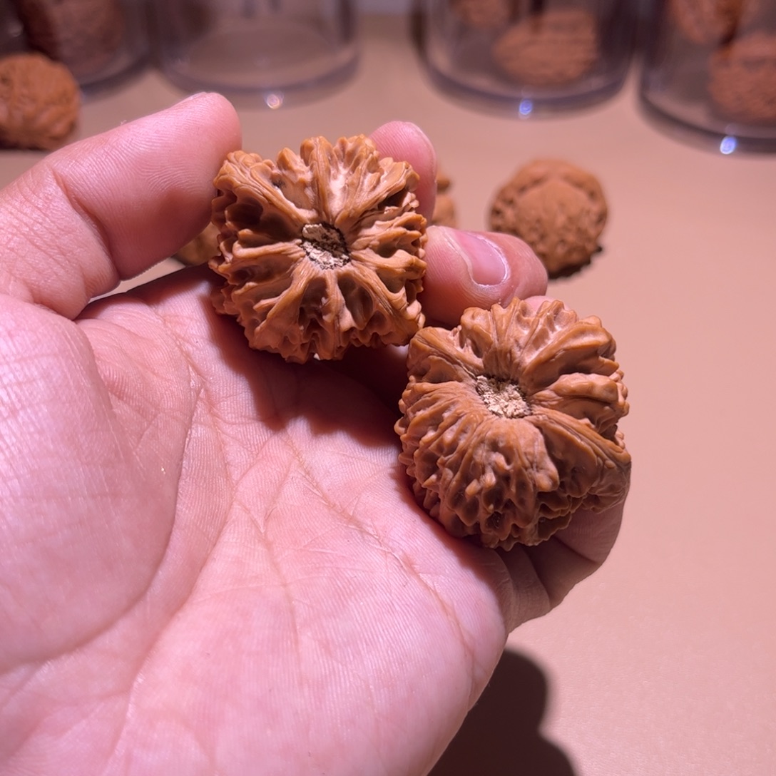 我***哥文玩核桃吊坠龙门