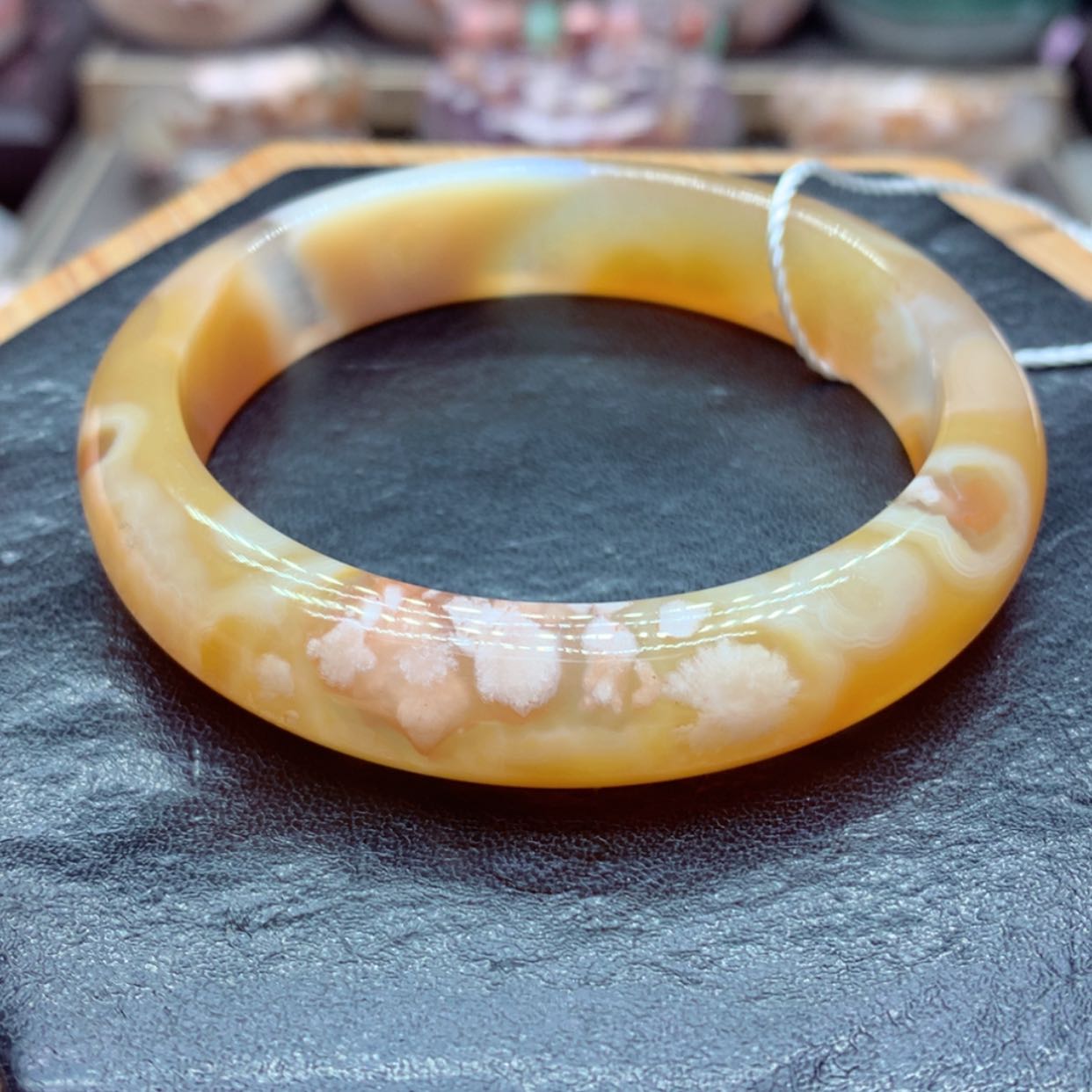 【闪购商品】玛瑙/玉髓手镯6未镶嵌淡***笑