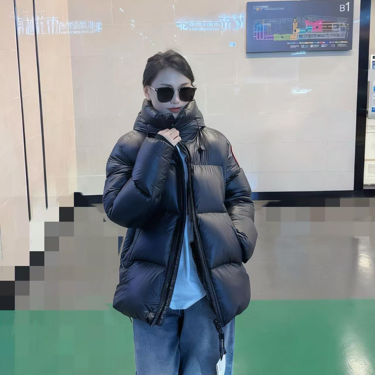 亮面泡芙面包羽绒服男2025年冬季新款情侣款加厚保暖