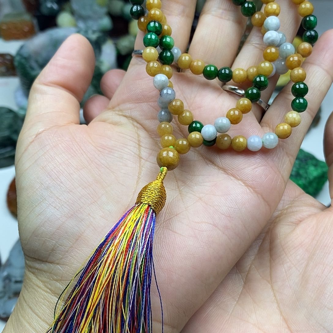 颈饰未镶嵌翡翠长项链