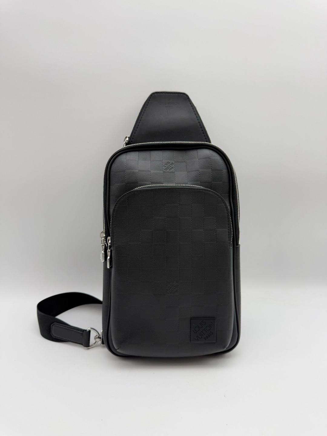 95新 LouisVuitton/路易威登 黑棋盘格牛皮Avenue胸包 男士单肩包