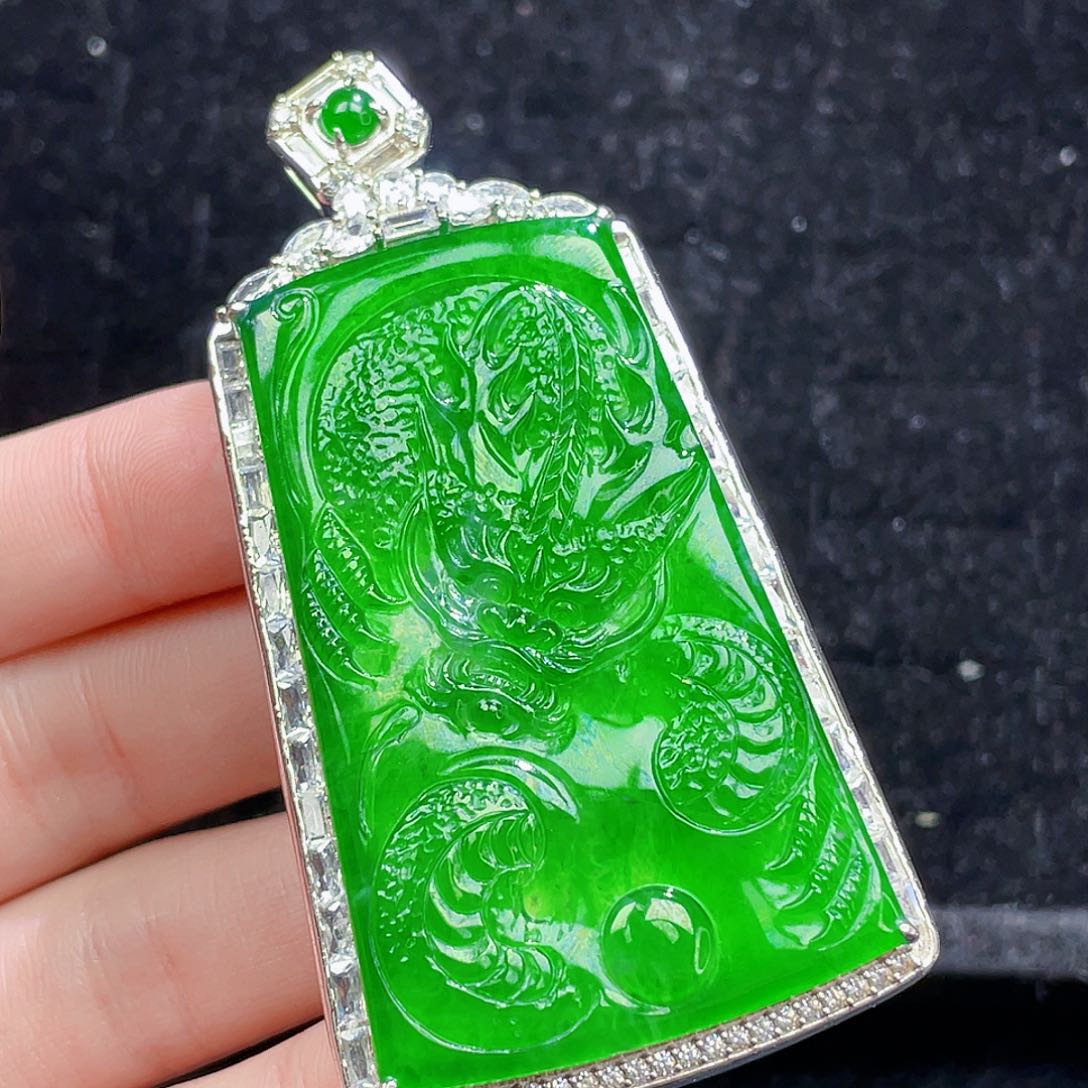 翡翠颈饰未镶嵌171，