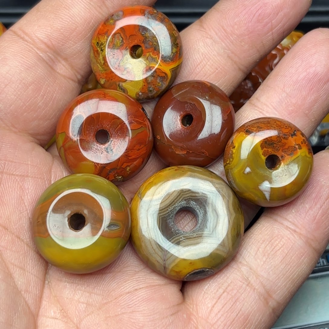 曹***俗玛瑙/玉髓未镶嵌玛瑙