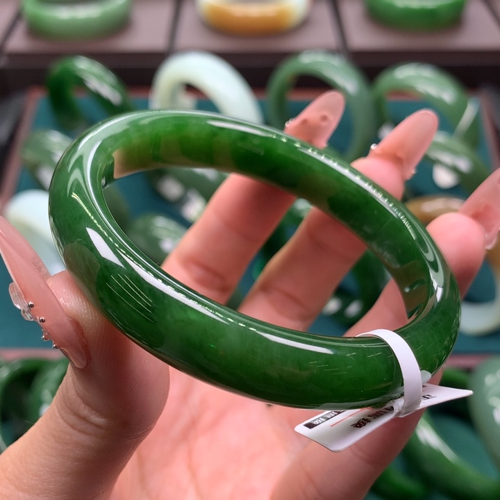 未镶嵌手镯和田玉（碧玉）5758