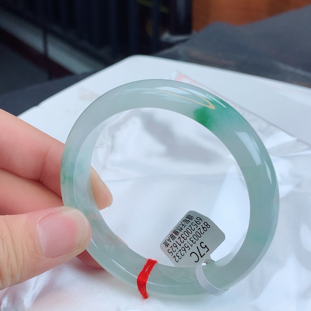 翡翠手镯未镶嵌天然缅甸翡翠A货手镯