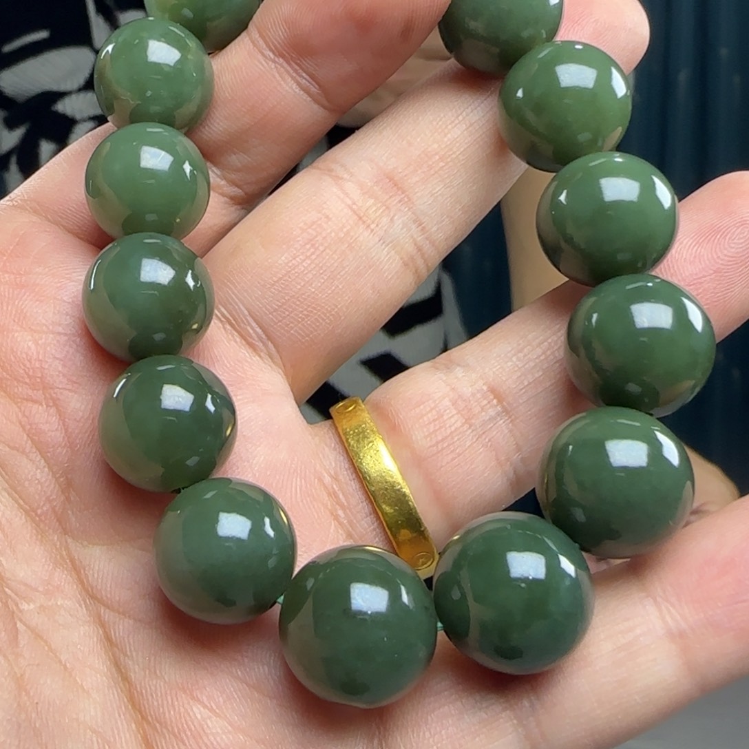 和田玉未镶嵌手串