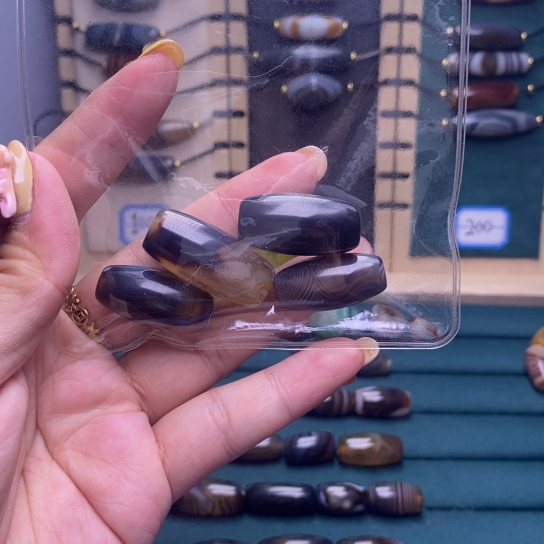 校***尉玛瑙/玉髓合金吊坠(不含链)