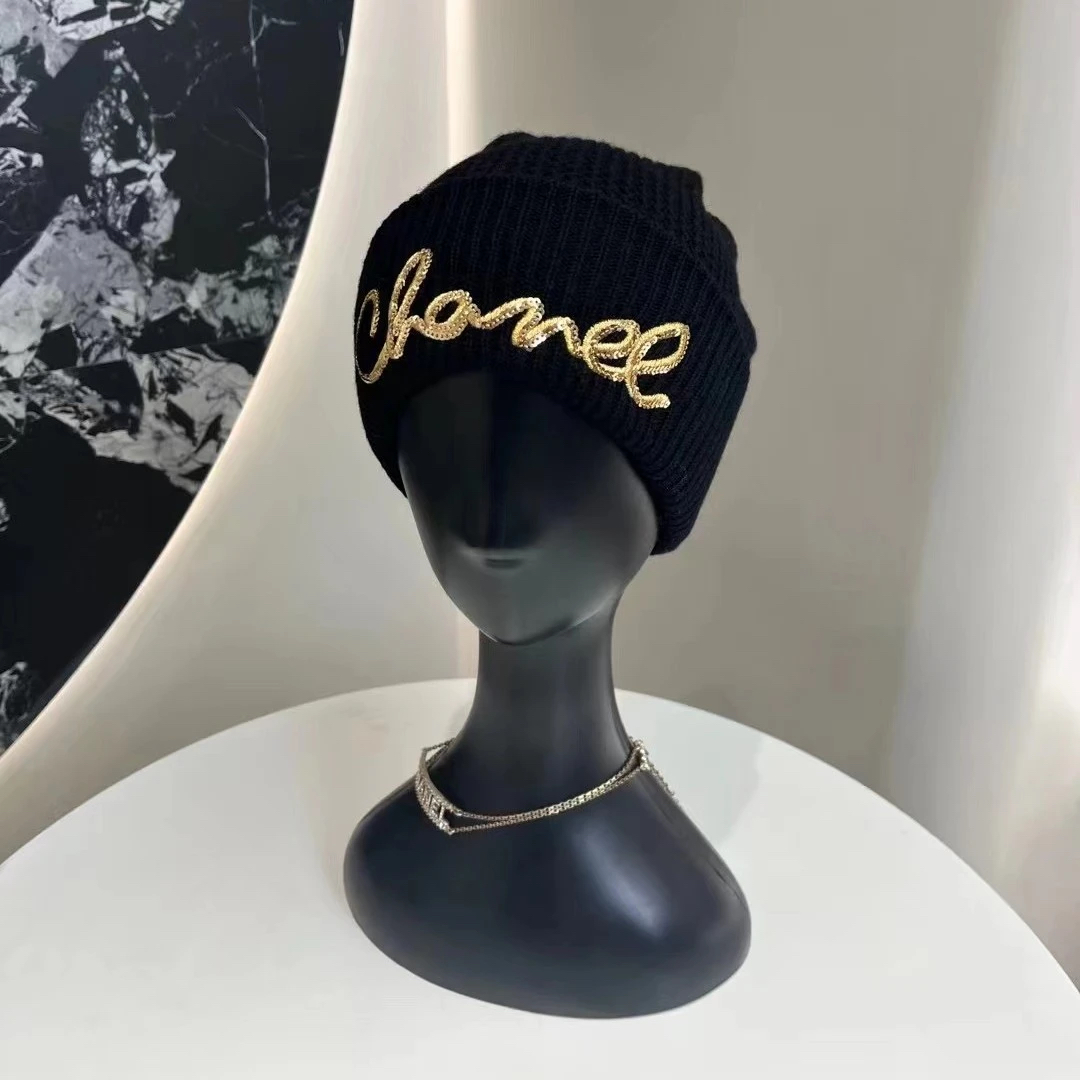 未使用 Chanel/香奈儿 羊绒金色字母logo针织冷帽