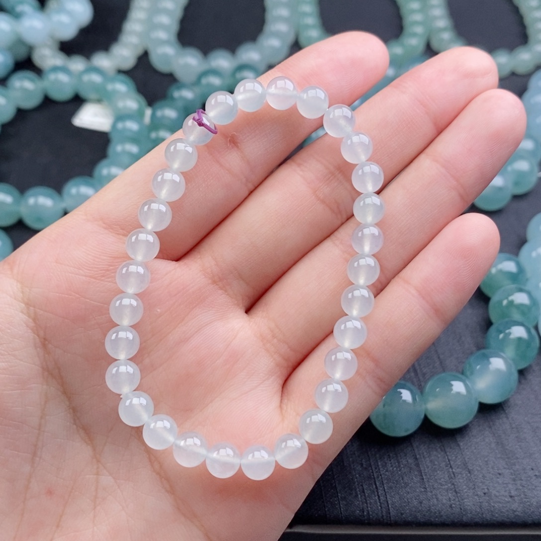 翡翠未镶嵌手链珠宝