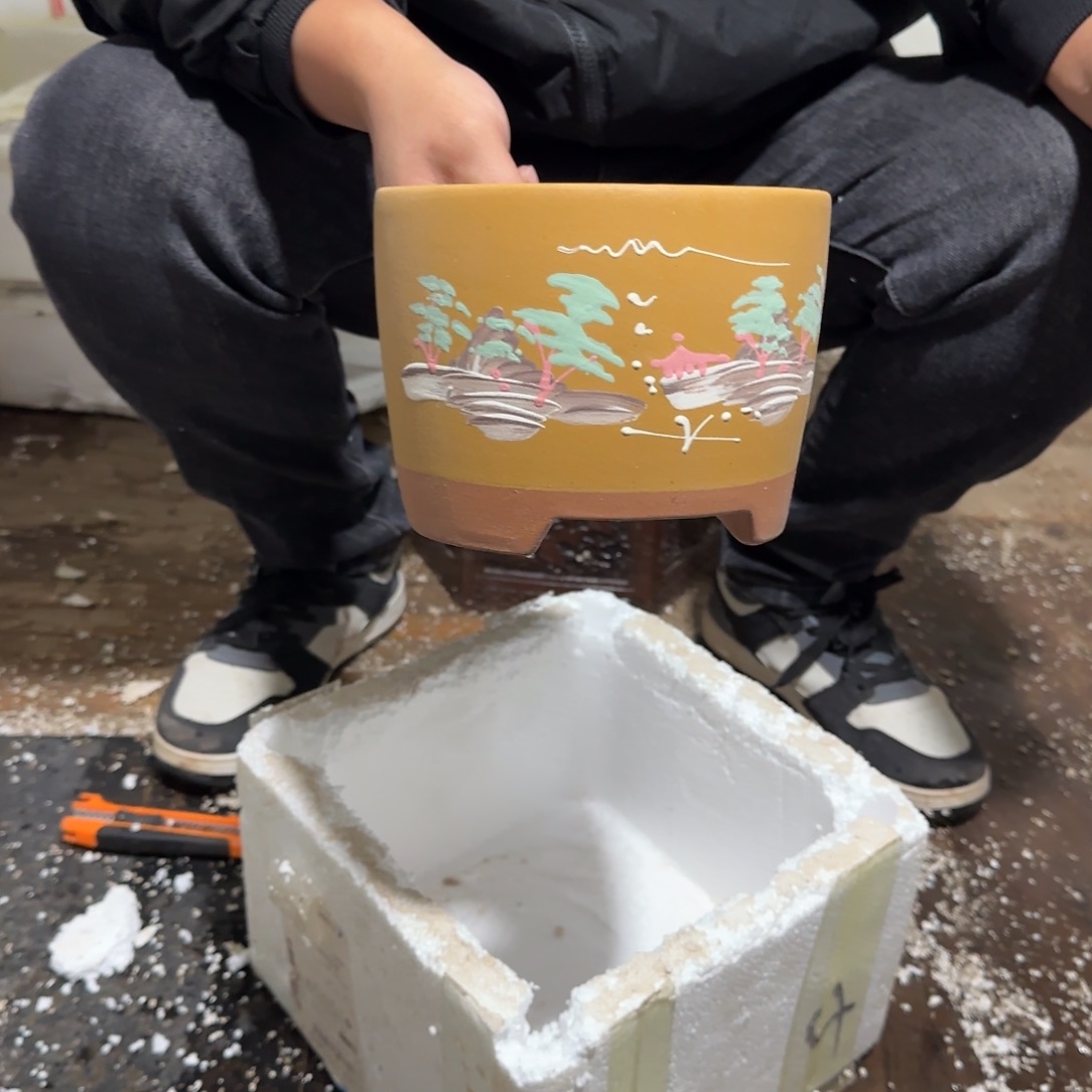 紫砂花盆瑕疵和瑕疵