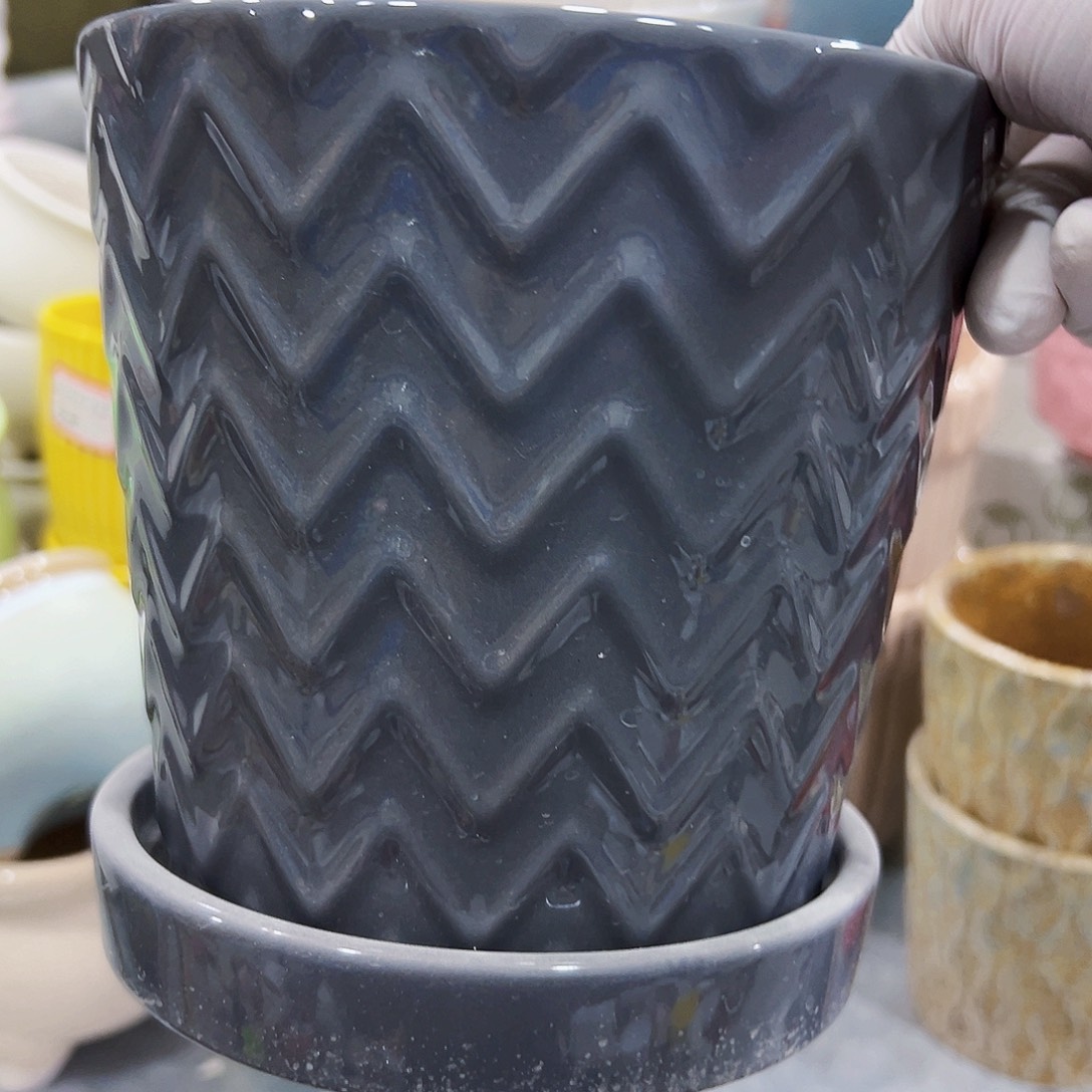 有孔，外贸尾单陶瓷花盆凑单10米包邮