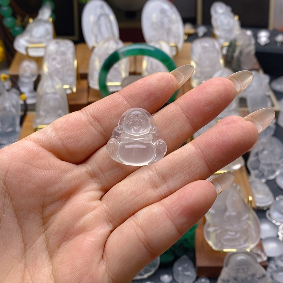 石英质玉颈饰未镶嵌