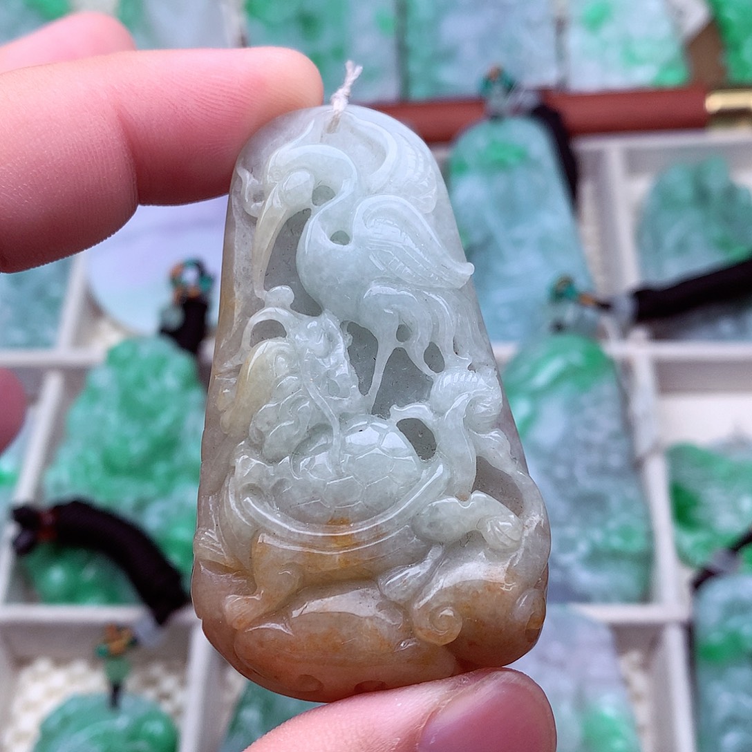 翡翠未镶嵌吊坠(不含链)