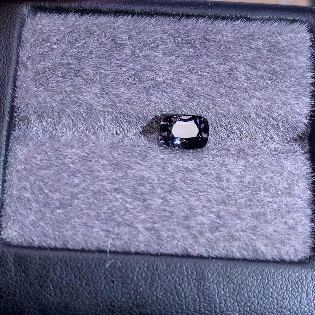 尖晶石裸石未镶嵌1.52ct