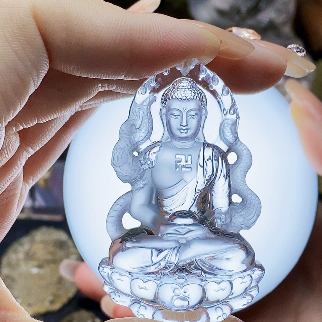 未镶嵌颈饰水晶一**殇