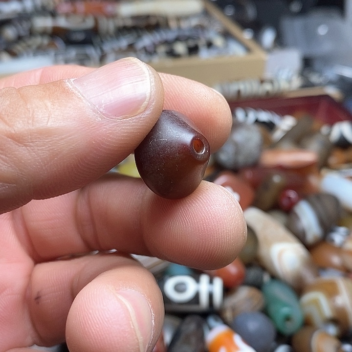 玛瑙/玉髓颈饰合金