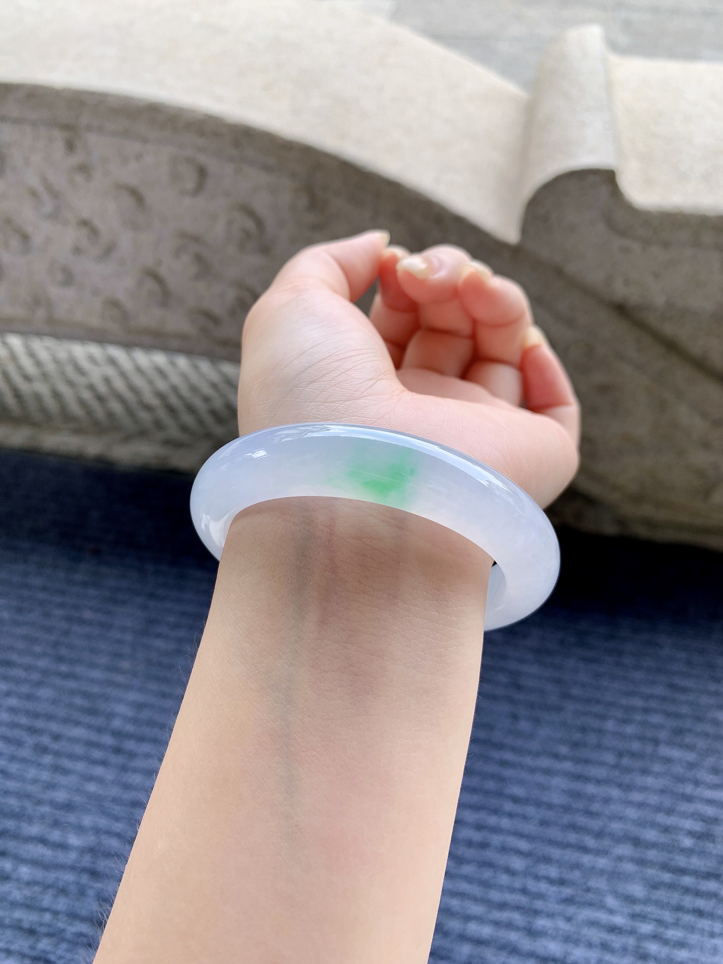 天然A货翡翠玉手镯圈口54正圈冰飘阳绿AS506051200