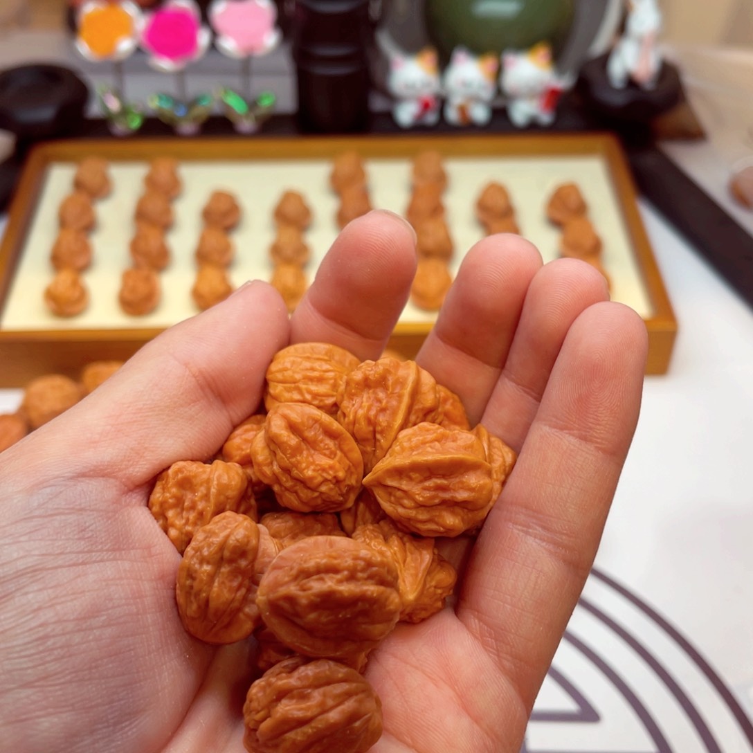 文玩核桃手串蛤蟆头红皮